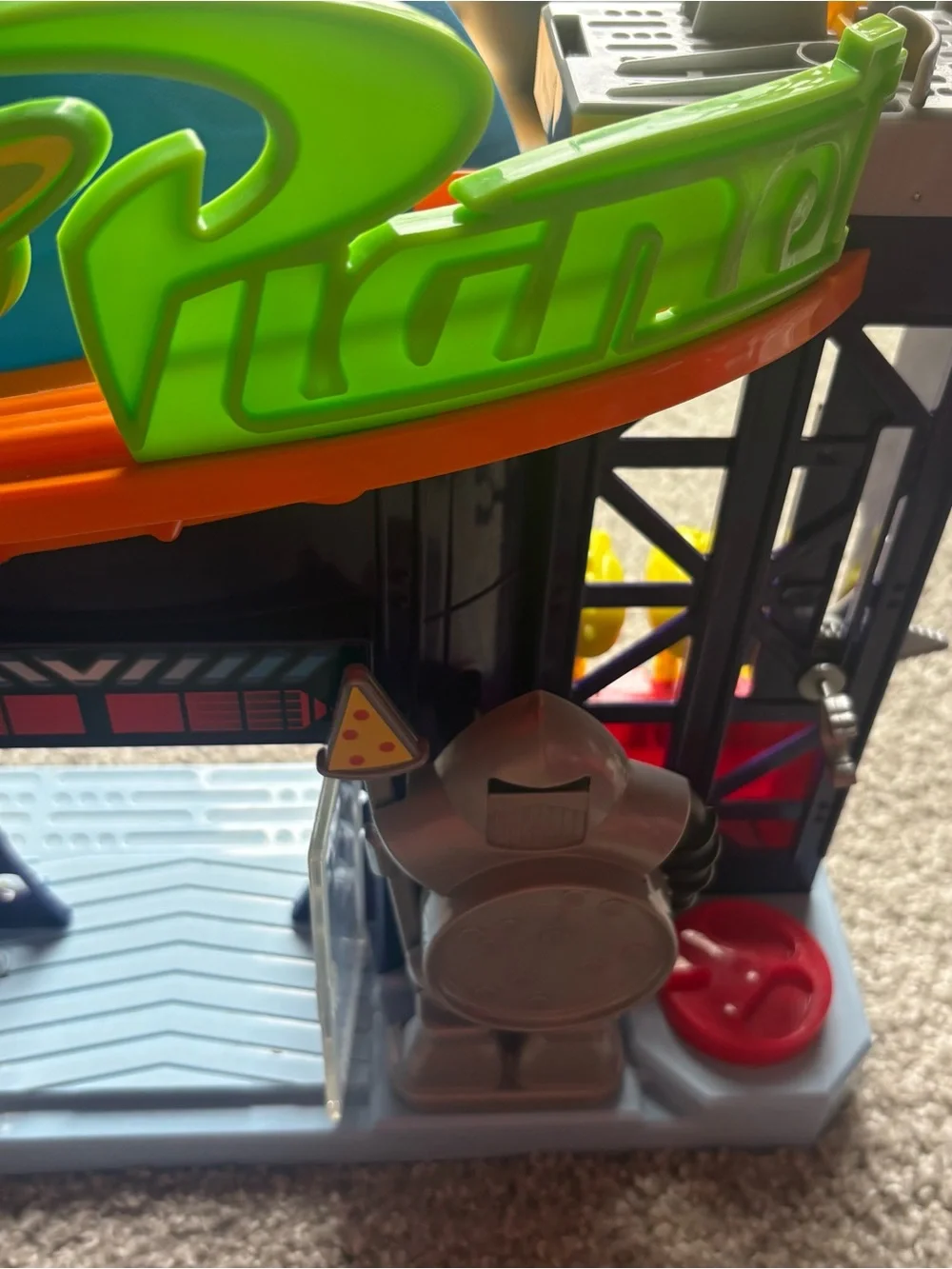 Disney Pixar Fisher Price Imaginext Pixar Pizza Planet Toy Story Playset Woody